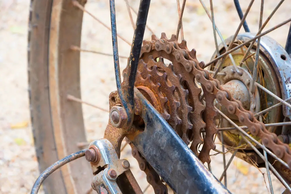 Because the chain is rusted or dry, riding the bike is tough